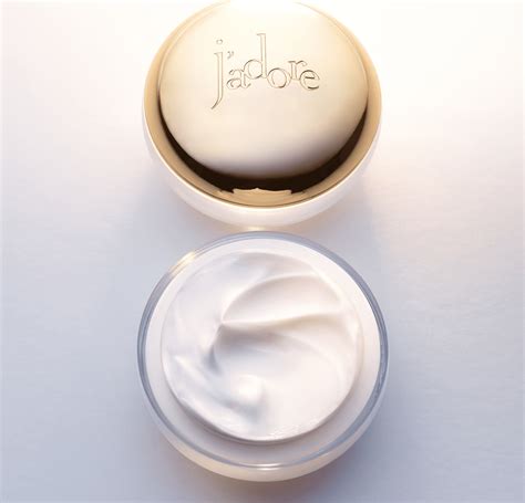 hidratante j'adore dior|J'adore Gelée d'Or: gel corporal cintilante e perfumado .